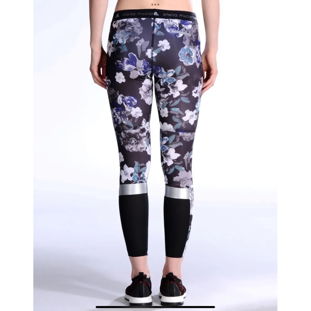 Adidas by Stella McCartney floral leggings 
Adizero.   Sz S